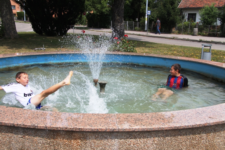 fontana 1
