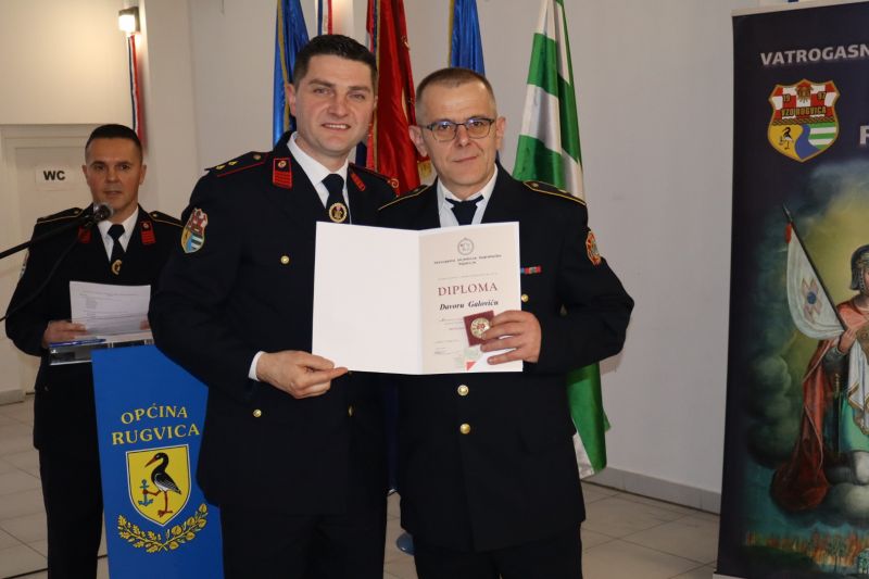 1000082049 1000082049