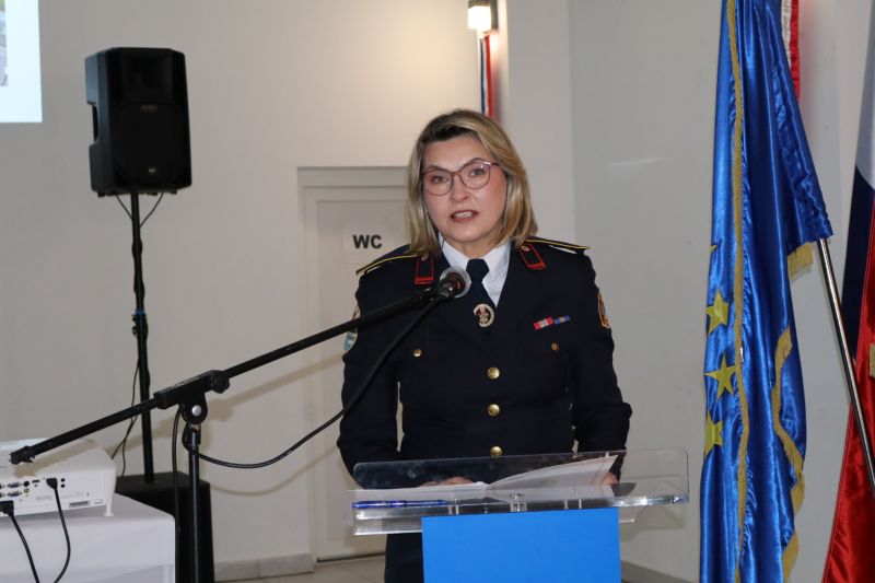 1000082073 1000082073