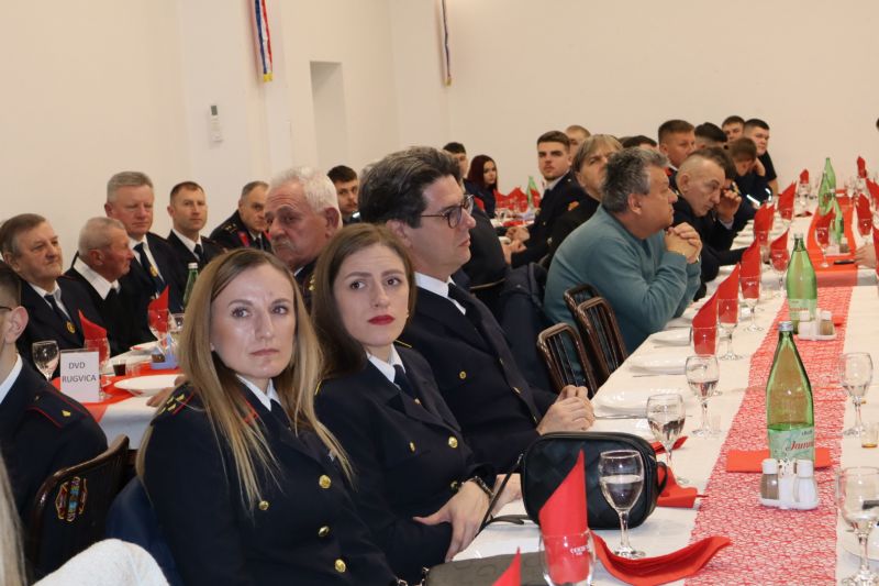 1000082083 1000082083